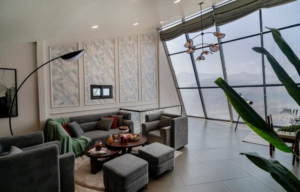 Paradise Hotel